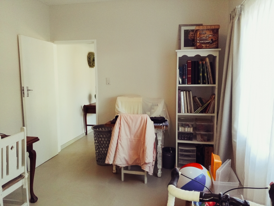 6 Bedroom Property for Sale in Bayview Western Cape